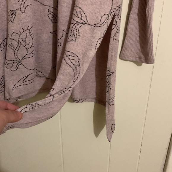 (2 for $30) Reitmans Long Sleeve Tunic, Excellent Used Condition Size x small - Picture 4 of 6